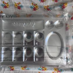 Mary Kay makeup palets