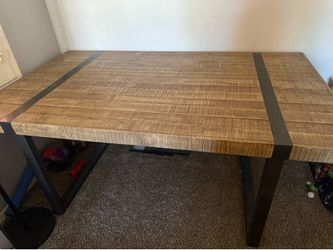 Solid wood table (with or without chairs, see description)