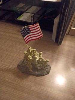 Iwo Jima Flag Raising Figurine Statue