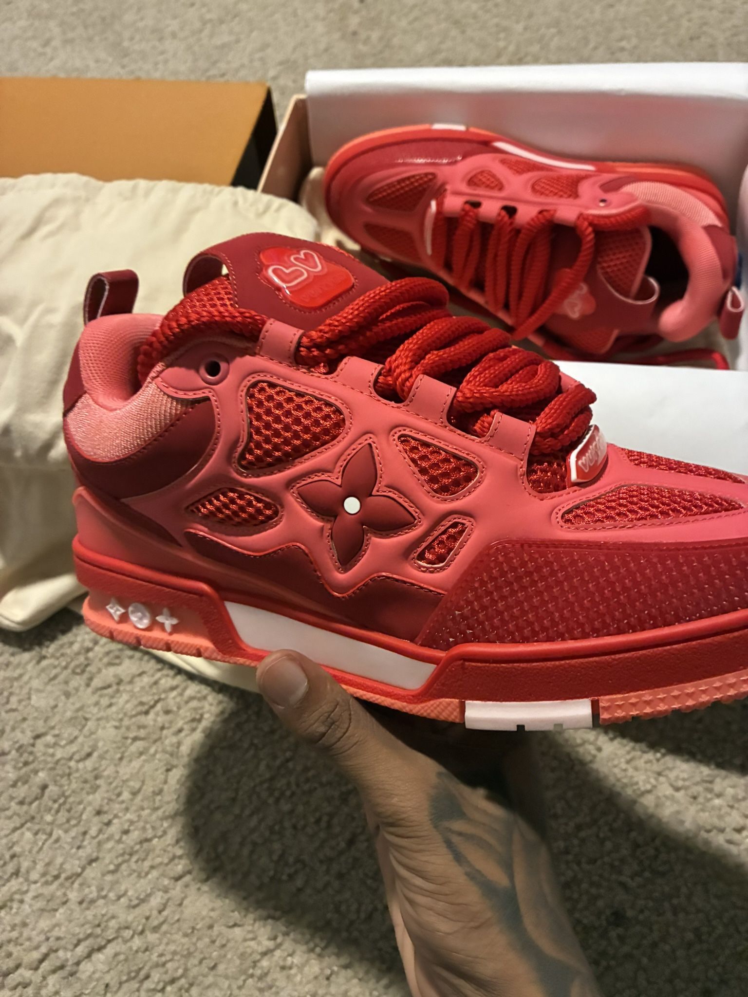 LV Skate Size 8 Men’s
