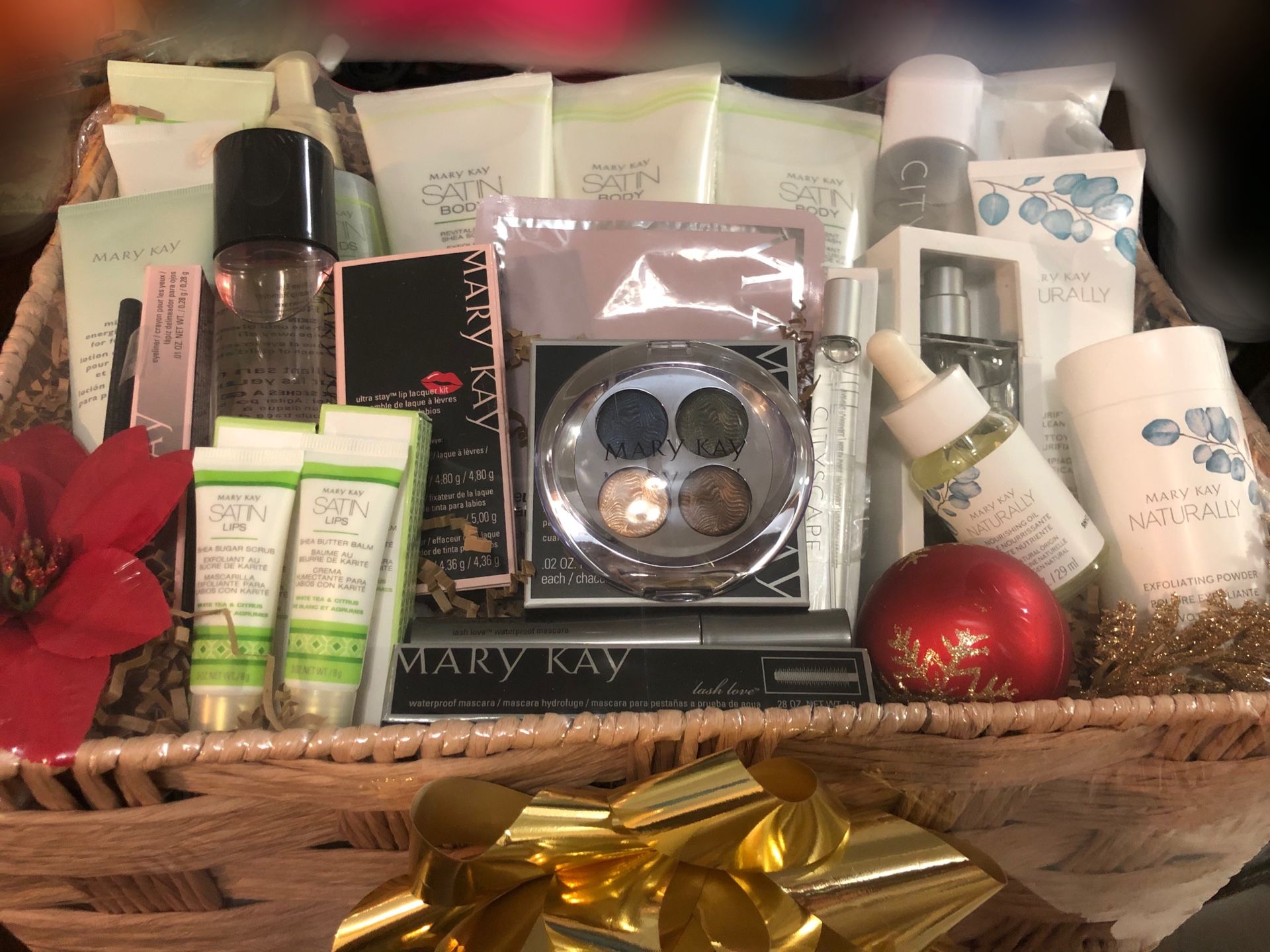 CANASTA NAVIDEÑA DE MARY KAY
