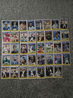 Vintage Topps Baseball Card Lot (1980s)