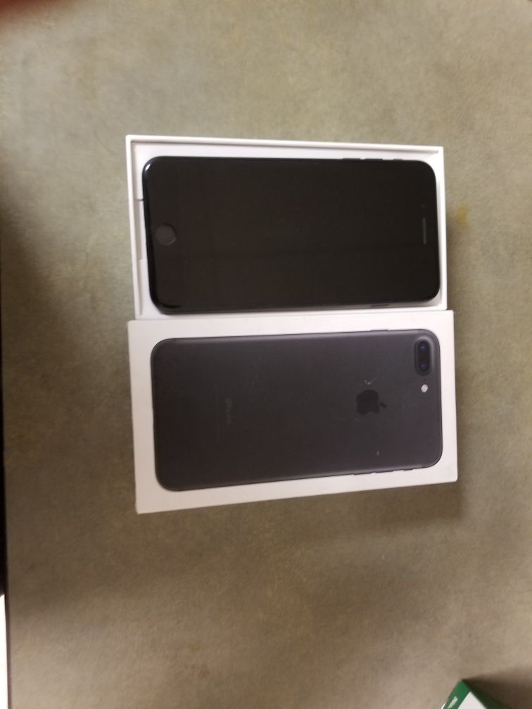 iPhone 7 plus matt black factory unlocked
