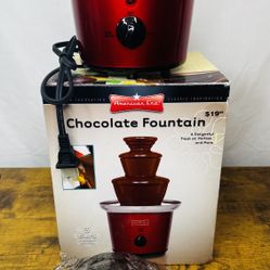 Chocolate Fountain by American Era 3 tiers Complete in Box
