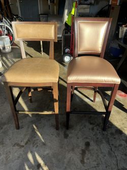 2 Tall Bar Chairs 
