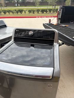 LG 5.5 Cu Ft Smart Washer + 7.3 Cu Ft Gas Dryer Set –  $600 OBO