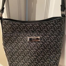 Jones New York shoulder/crossbody purse