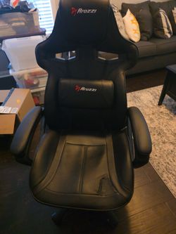 Arozzi Gaming  chair