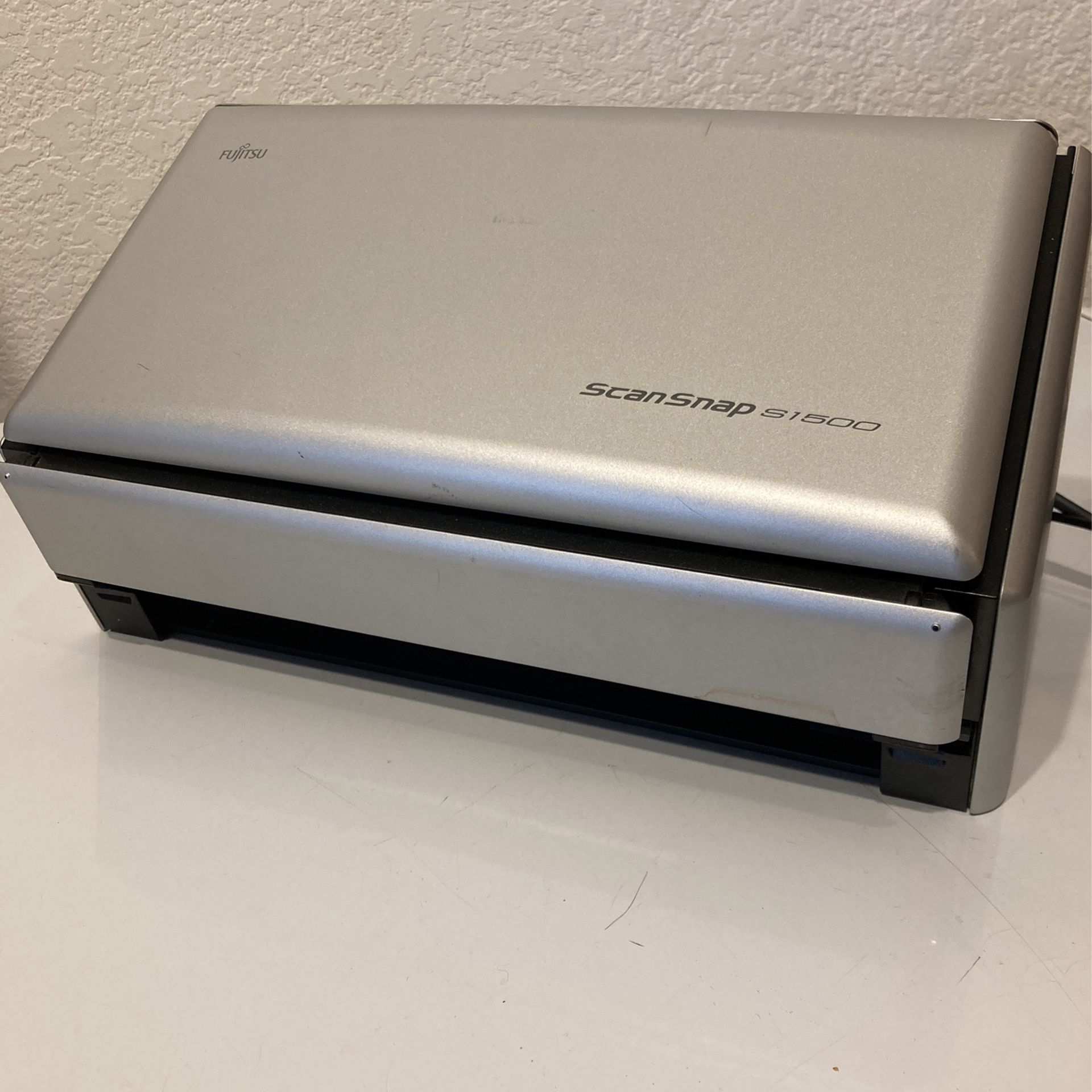 ScanSnap S1500 FUJITSU ScanSnap S1500