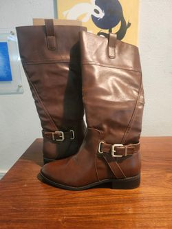 St. John's Bay brown riding boots, size 8.5. Brand New