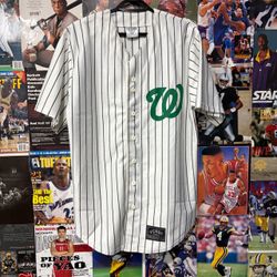 Washington Nationals Pinstripe Jersey Mens Small