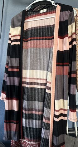 Women’s Shirts & Dresses