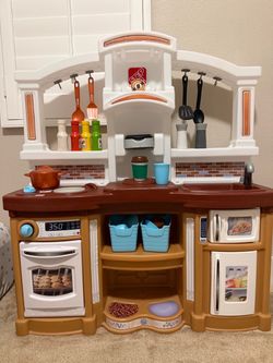 Step2 Kids Play Kitchen with Accessories