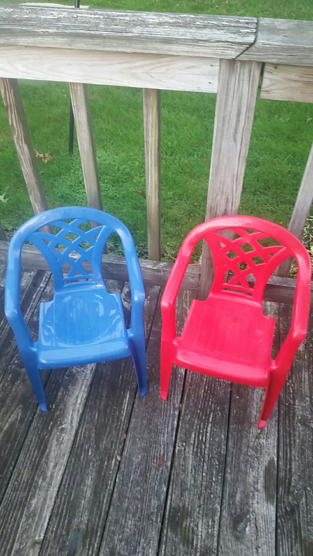Kids plastic chairs