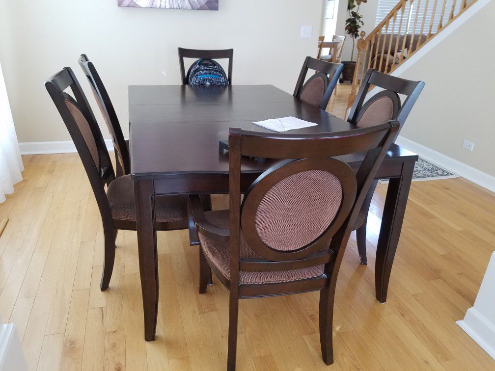 Dining table set with extension for 12 peoples
