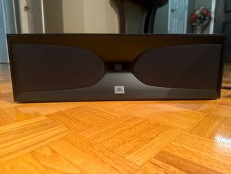 JBL Studio 520C 150-Watt Center Channel Speaker (Like New)