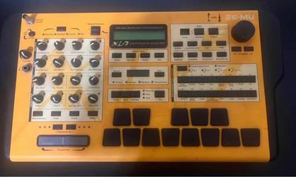 Emu XL-7 command station