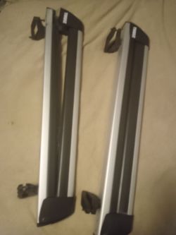 Thule Roof Rack Cross Bars – Set of 2