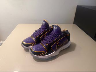 Kobe 5 Protros  youth size 4.5/6 women