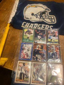 San Diego Chargers NFL Trading Cards (18)  Lot with Flag