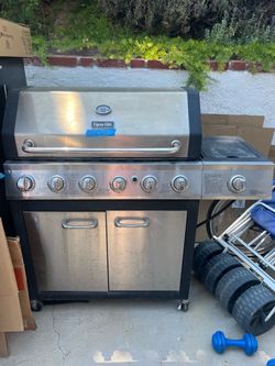 Dyna-Glo Stainless Steel Gas Grill