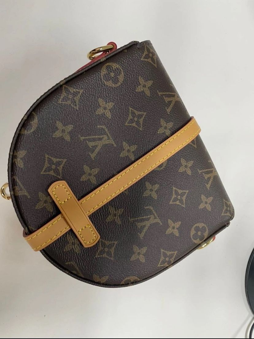Authentic LOUIS VUITTON Chantilly PM Monogram Canvas Shoulder Bag Purse