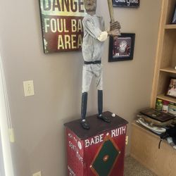 Baseball Babe Ruth Wood Statue 