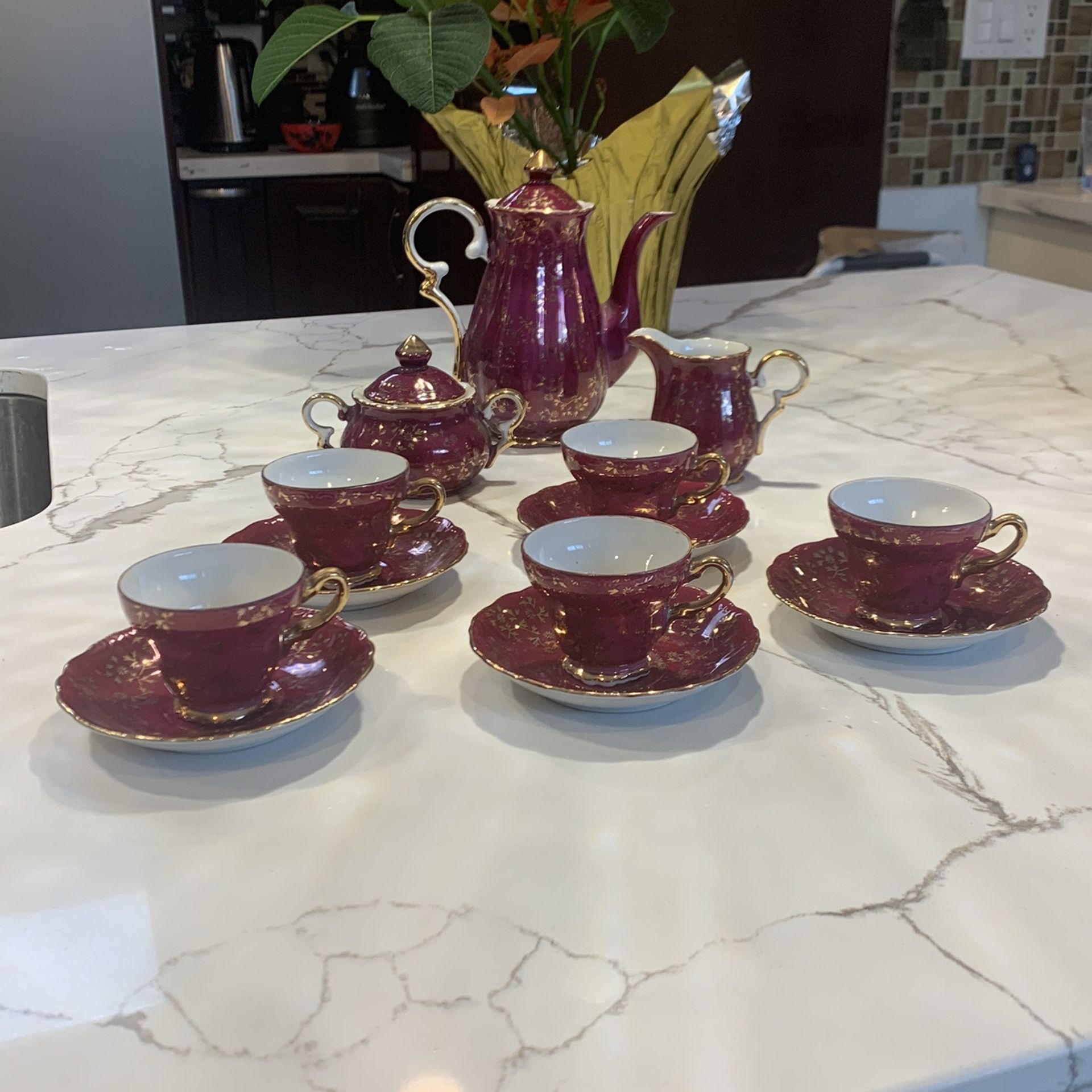 Antique Colonial Tea Set