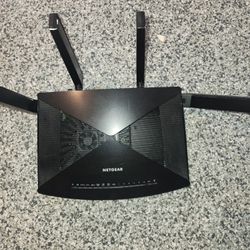 Nighthawk  X10 AD7200 Smart WiFi Router