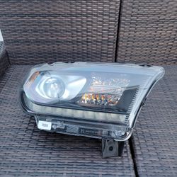 2017 2018 2019 20202 Dodge Durango Headlight Right Side