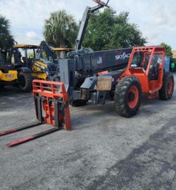 Telehandler 10000# 56’ Reach