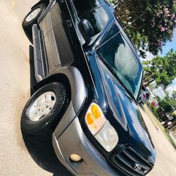 2003 Toyota Sequoia