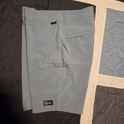 Hybrid Pelagic shorts (mens 34) - light blue