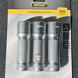 $18📣300 Lumens Aluminum Flashlight (3-Pack)