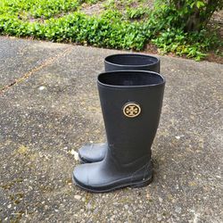 Tory Burch Rain boot ( size 7  )