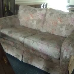 Love seat