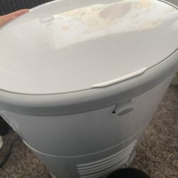 Dekor Diaper pail 
