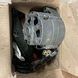 Auto Parts-Chevy Alternater Case Assembly