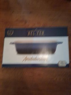 14" Andalusian collectible 14" rectangular Baker
