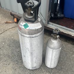 CO2 Tanks