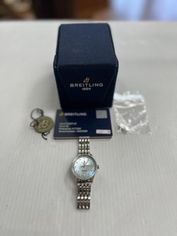 BREITLING A77320 WOMENS WATCH, COMES WITH BOX AND WARRANTY CARD