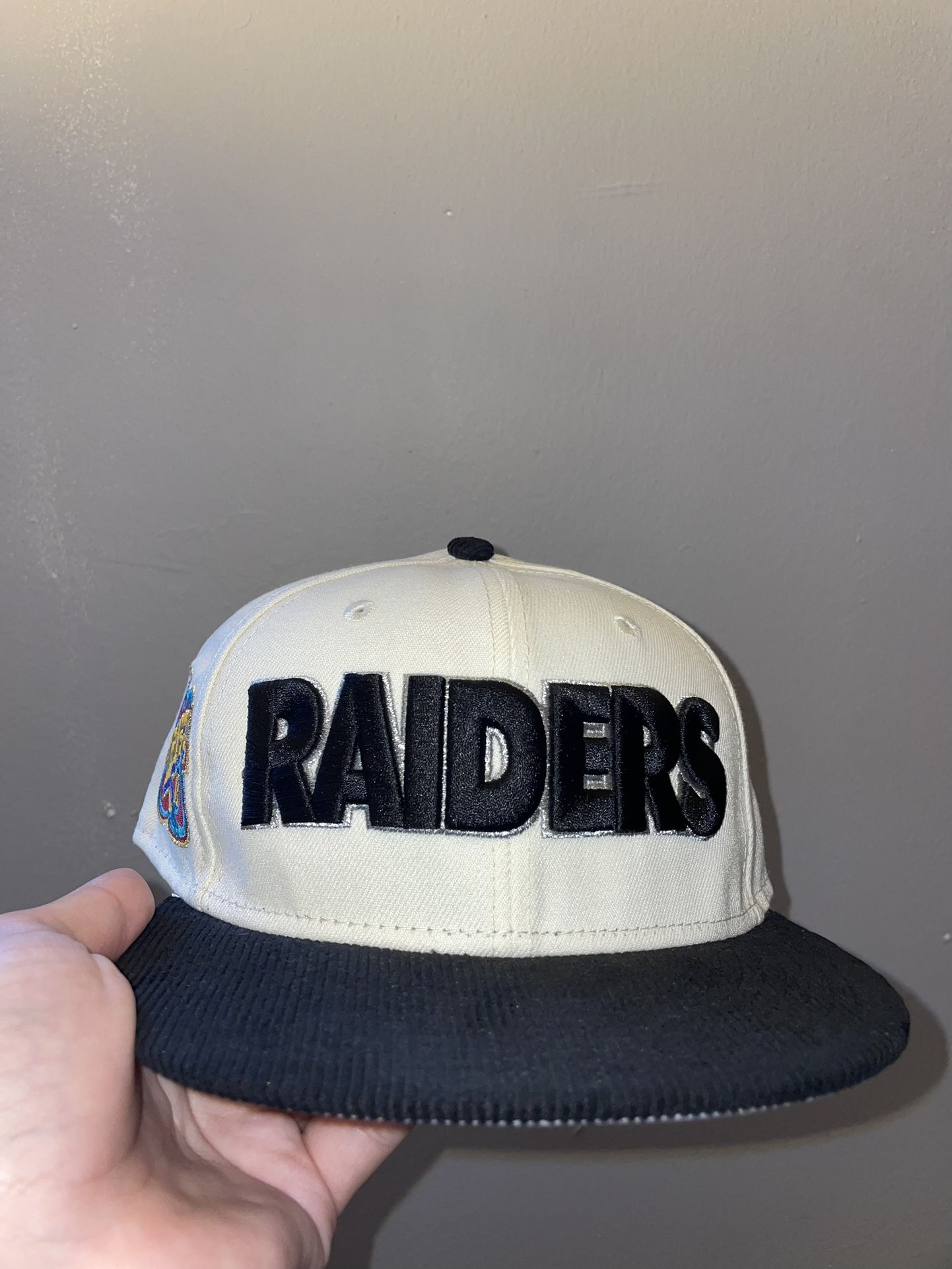 Las Vegas Raiders apparel to debut on NFL draft