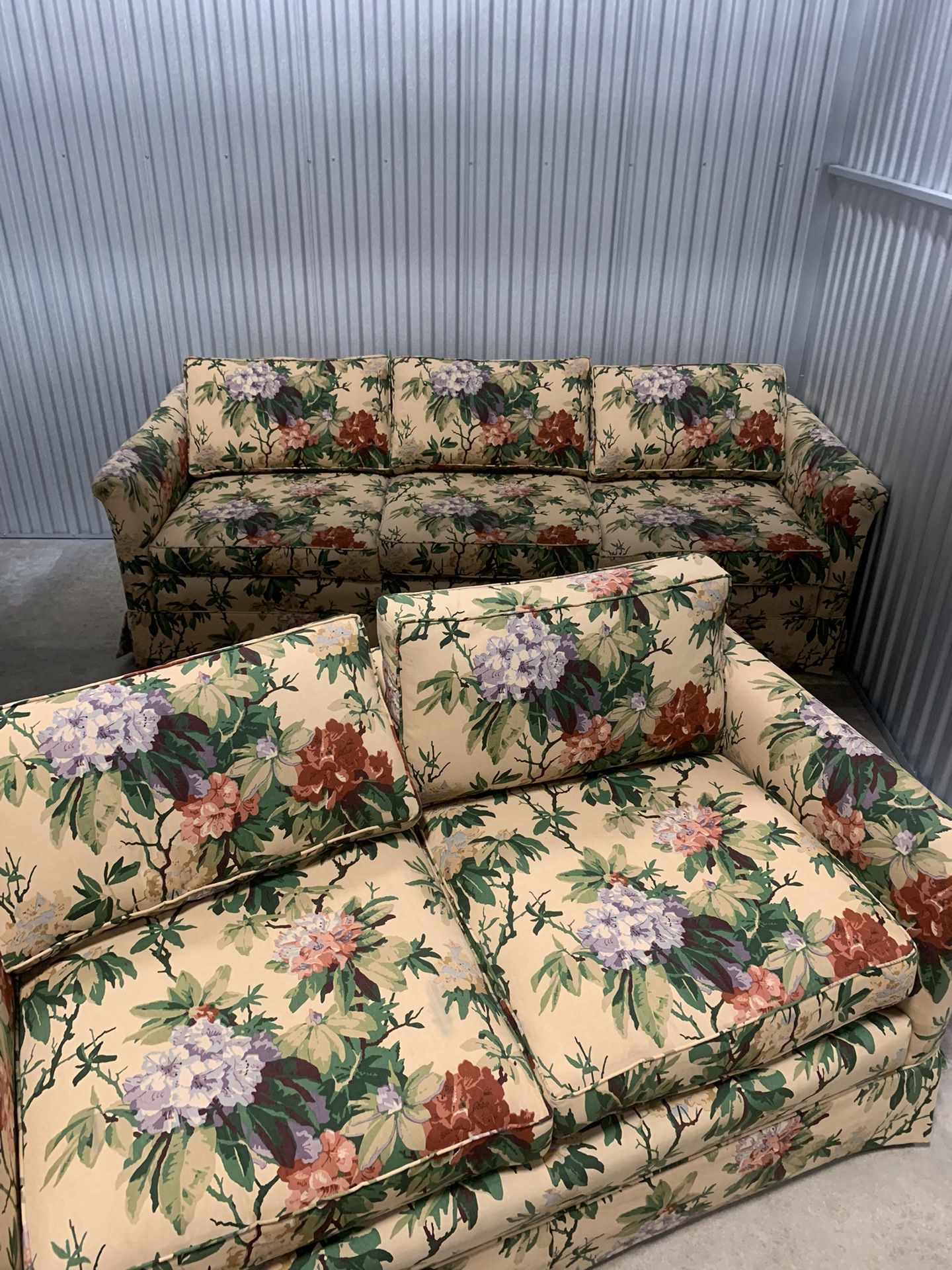 Vintage Floral Couch & Loveseat Set
