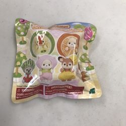 Calico Critters Cutie Collectibles-Fruity Babies-Series 4 Blind Bag