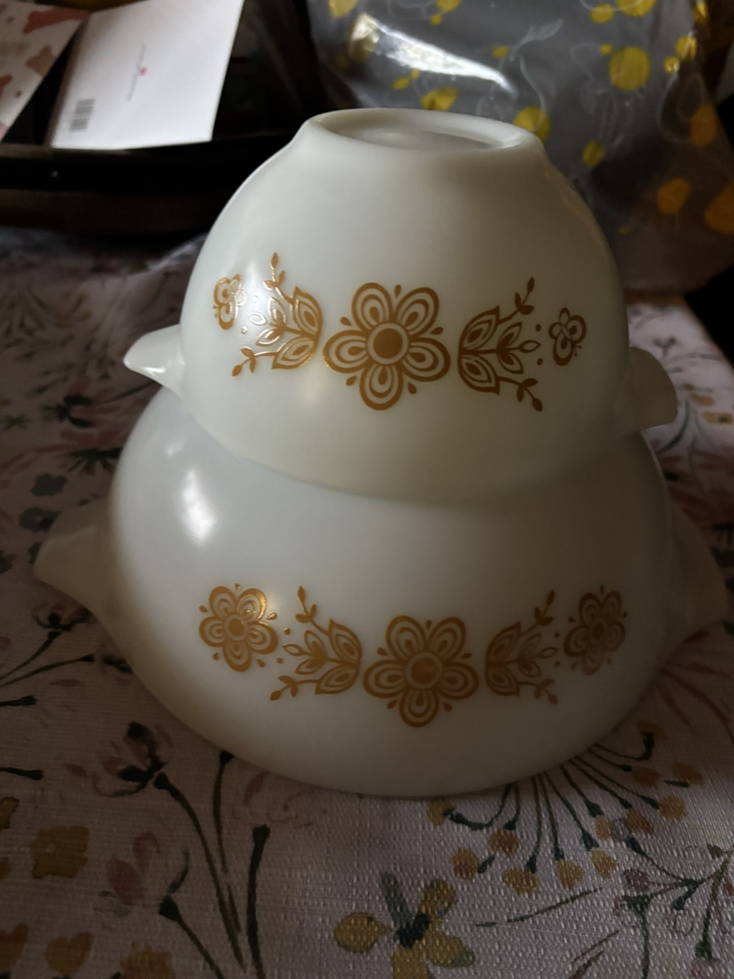 Vintage Pyrex Butterfly Gold 2 Piece bowls