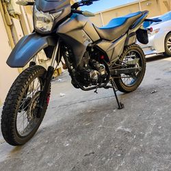 2020 Lifan xpect 200cc Dirt Bike