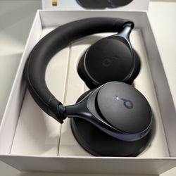 Bluetooth Over The Ear Headphone (Mint Condition)
