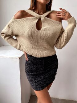 New sweater size L