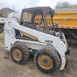 bobcat 763 skidsteer great condition 1200 hr