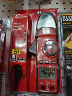 Milwaukee New 400 Amp clamp Meter 